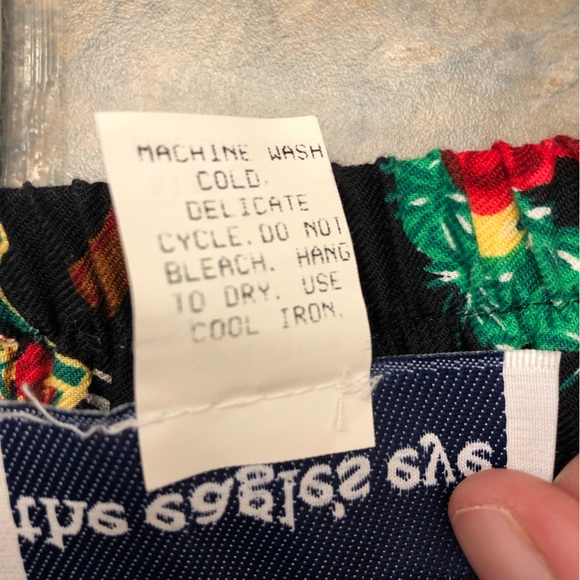 Vintage The Eagle’s Eye Christmas-print cotton maxi skirt, small - Picture 7 of 8